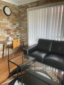 Area soggiorno di Spacious studio unit
