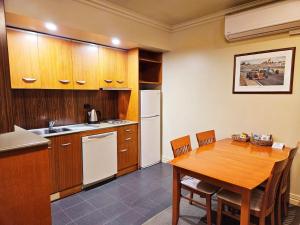 The Camperdown Mill的厨房或小厨房