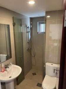 Koupelna v ubytování Onthree20 Res - 2 Room 3 Beds 100 sqm Spacious Apartment