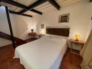 Φωτογραφία από το άλμπουμ του Vincenzo’s Room in a tower/ Brown στο Λεωνίδιο