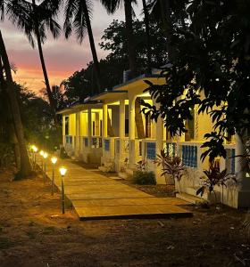 En have udenfor La Serene Inn