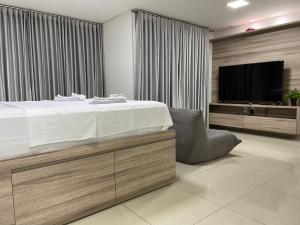 Μια τηλεόραση ή/και κέντρο ψυχαγωγίας στο Lounge 22 Home Design