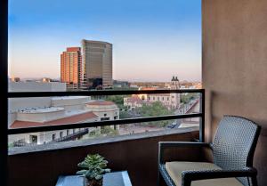 Balkón nebo terasa v ubytování Hyatt Regency Phoenix Downtown