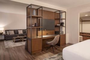 Postel nebo postele na pokoji v ubytování Hyatt Regency Phoenix Downtown