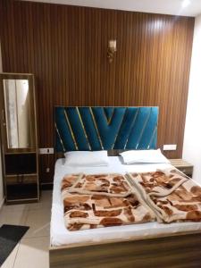 Postel nebo postele na pokoji v ubytování Hotel Imperial