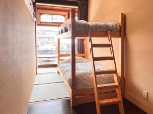Narivoodi või narivoodid majutusasutuse Hostel Miyagawa by Murasaki toas
