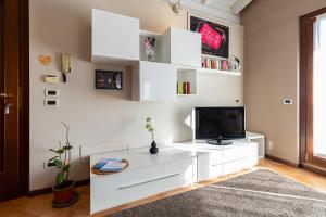 TV a/nebo společenská místnost v ubytování Maison Blanchette - BGL