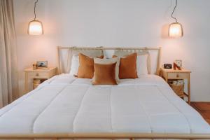 RN Villa - San Benito客房内的一张或多张床位