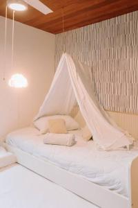 RN Villa - San Benito客房内的一张或多张床位