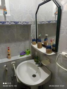 Un baño de Résidence henni appartement "le palmier"