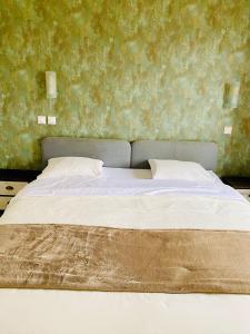 Gallery image of VILLAMOR in Albufeira