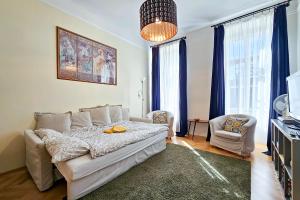 Széchenyi Apartment Sopron 9400 Sopron, Széchenyi tér 20. 1/3 kép - 2