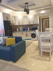 A kitchen or kitchenette at Sharm Hills
