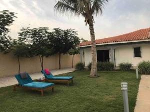 En have udenfor Belle villa saly