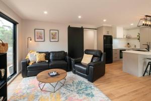 Η κουζίνα ή μικρή κουζίνα στο Bundaleer Views +5 φωτογραφίες