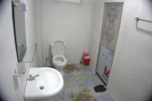 Koupelna v ubytování Golden Holiday Home