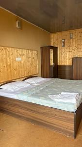 Postel nebo postele na pokoji v ubytování HOTEL IVORY