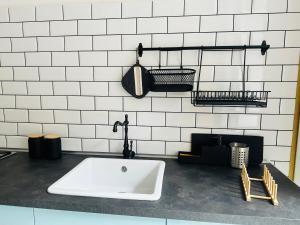A bathroom at Casa Biondi Még 37 kép