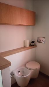 Suite with Lake Como view tesisinde bir banyo