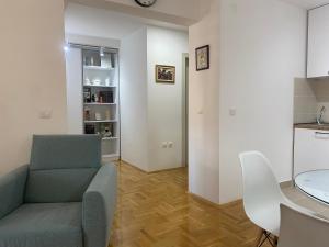 Kuchyň nebo kuchyňský kout v ubytování Nest + 29 fotografií