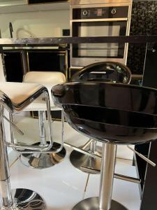 Kuchnia lub aneks kuchenny w obiekcie Appartement moderne vieille ville PARKING GRATUIT