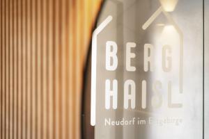 a sign that says beer hazard on a window at Berghaisl Neudorf in Neudorf