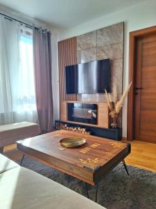 تلفاز و/أو أجهزة ترفيهية في Apartman MagicD