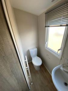 Fotografie z fotogalerie ubytování Scottish Holiday Home v destinaci Ardeer Square