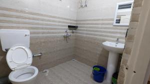 Koupelna v ubytování Mezenga 2 - Premium Backpackers Hostel