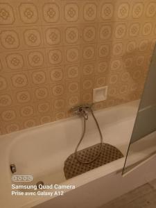 Gallery image of Appartement résidence calme in Hyères