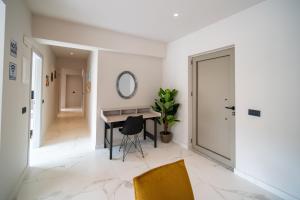 Fotografia z galérie ubytovania Imperial House - Hersonissos Center - Sleeps 8 v Hersonissose
