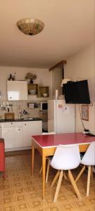 Kuchyň nebo kuchyňský kout v ubytování Izabela Apartment + 3 fotografie