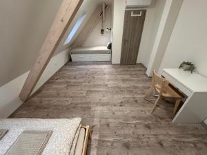 Fotografie z fotogalerie ubytování Apartmány Monastery Suites Žireč v destinaci Dvůr Králové nad Labem