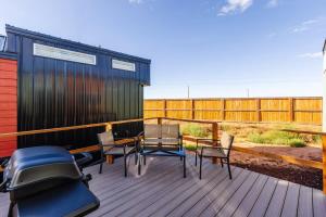 Balkón alebo terasa v ubytovaní The Narrows Tiny Home