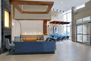 Χώρος καθιστικού στο Hyatt Place Jackson Ridgeland