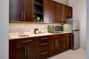 Kuchyň nebo kuchyňský kout v ubytování Hyatt Place St. Paul