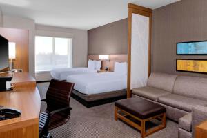 TV a/nebo společenská místnost v ubytování Hyatt Place Dallas/Allen