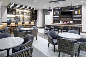 Posezení v ubytování Hyatt Place Dallas/The Colony