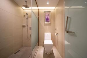 Ванная комната в Guangzhou Baiyun Airport Yunzhi Hotel near Terminal One