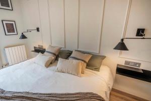 Postel nebo postele na pokoji v ubytování Luxury 4-bedrooms in Rambla de Catalunya