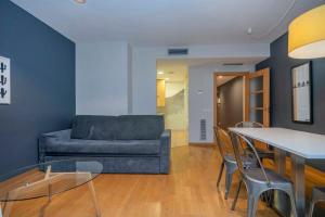 Posedenie v ubytovaní 2 bedroom Duplex apartment with balcony 4-3