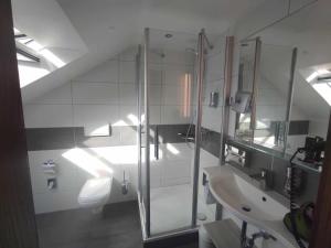 Koupelna v ubytování Hotel Grüner Baum