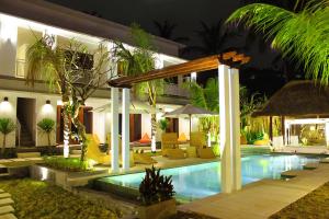 The swimming pool at or near Alam Mimpi Boutique Hotel