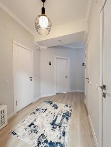 Ένα ή περισσότερα κρεβάτια σε δωμάτιο στο Compass Hostel