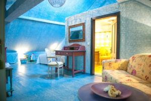 TV a/nebo společenská místnost v ubytování Art Boutique Hotel Bürgerhaus