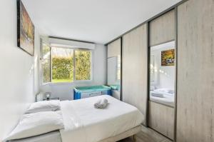 Gallery image of Chic and comfortable apart near stade de France in Saint-Denis