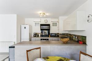 Gallery image of Chic and comfortable apart near stade de France in Saint-Denis