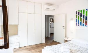 ジリオ・ポルトにあるCasa con vista mare e giardino privatoのギャラリーの写真 +8枚の写真