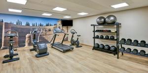 Fitness centrum a/nebo fitness zařízení v ubytování NH Campo Cartagena