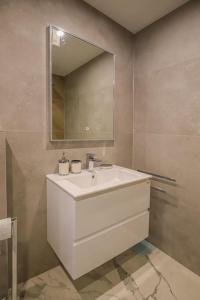 Ванна кімната в 20% Given Discount 2BDR APT Dragalevtsi